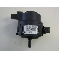 PRESSOSTATO COD.124304203   CODICE ALTERNATIVO: 764006   PER LAVATRICE REX RIE390, RJ10, ELECTROLUX EW1076T, ZOPPAS PMV1208LA