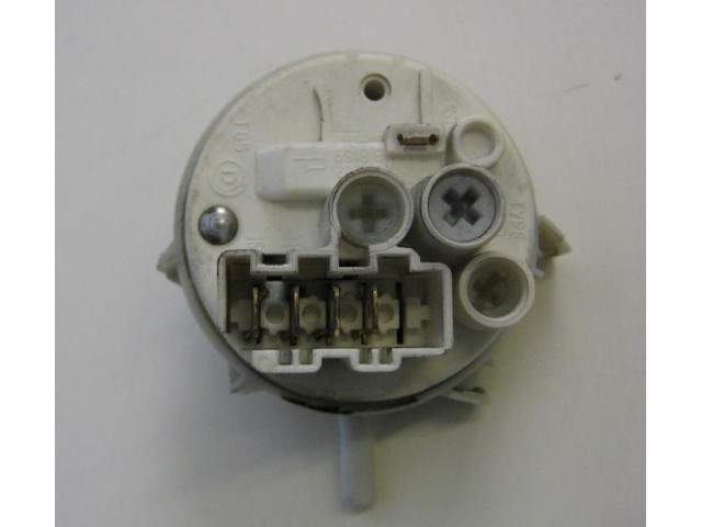 PRESSOSTATO COD. 160015915.01 CODICE ALTERNATIVO: 7650038   PER LAVATRICE AEG L50612, ARISTON AVSD88, ALS89X, avsl 66 it, INDESIT WAS 6 X