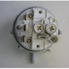 PRESSOSTATO COD. 16001079904   CODICE ALTERNATIVO: 761454   PER LAVATRICE INDESIT W842X, W68X, W108X