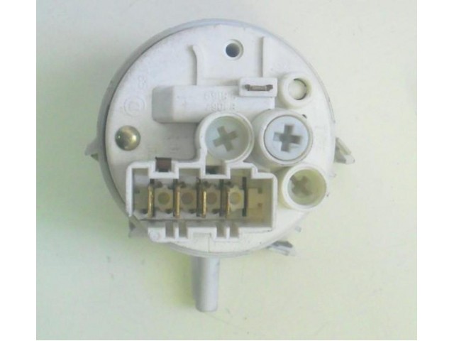 PRESSOSTATO COD. 160014171.01   CODICE ALTERNATIVO: 7650013   PER LAVATRICE ARISTON AB88X, AL68X