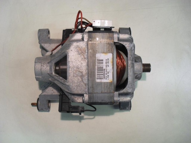 Motore lavatrice Ariston AVSL105 cod 160016209.00