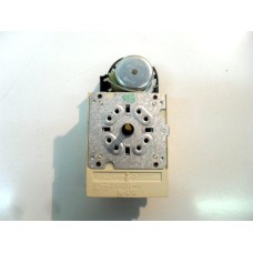 16000215704   timer  lavastoviglie ariston k-ls 61 s.2