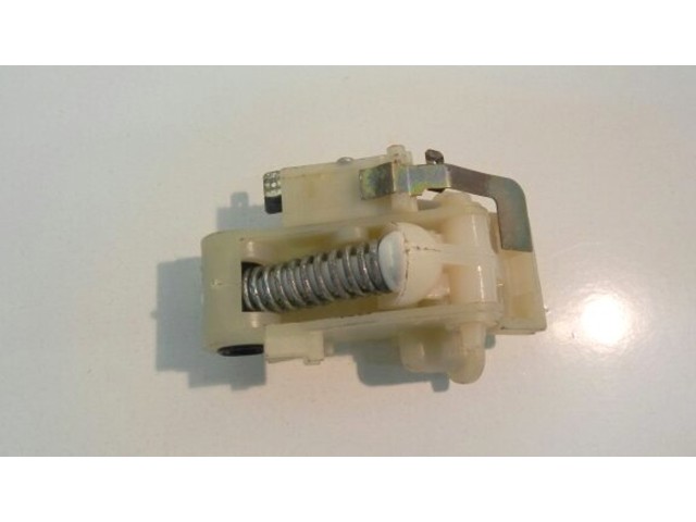 020 0598   bloccaporta   lavastoviglie indesit ariston lsi 61, lst 660,  lsi 67